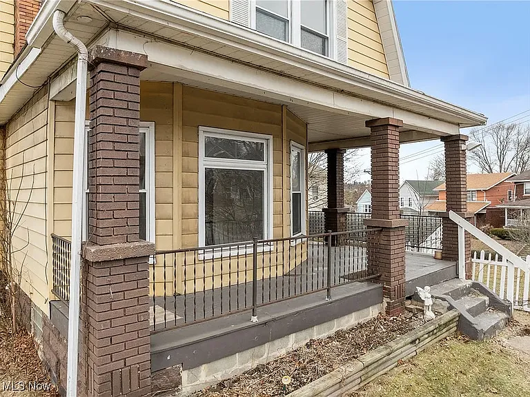 1542 Euclid Ave #1 — Photo 2
