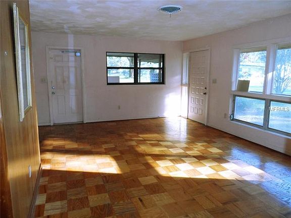 3rd image of 1803 Staunton Ave