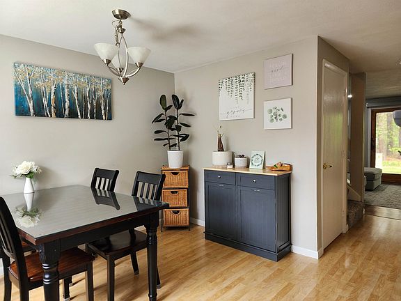 5th image of 55 Spring Cove Road