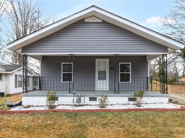 910 Charlotte Ave, High Point, NC 27262