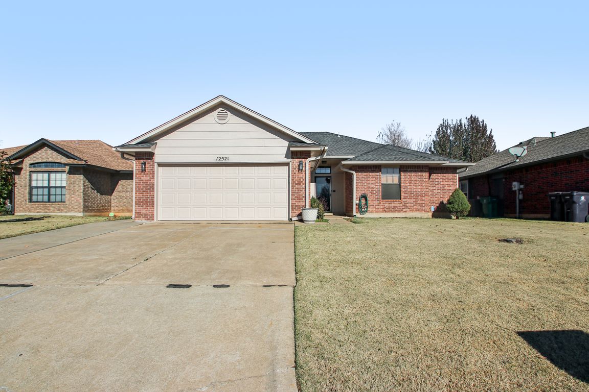 NW 3rd St-S0312-001.jpg