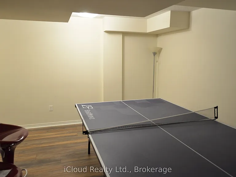 319 Aspendale Cres #MAIN — Photo 10