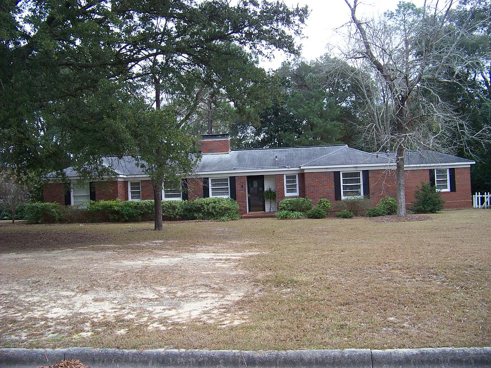 1st image of 400 College Blvd