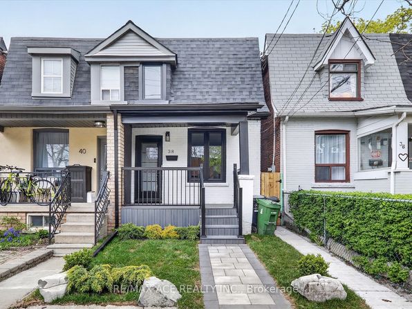 38 Pelham Ave, Toronto, ON M6N 1A6