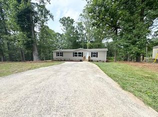 5542 Sallee Dr, Oakwood, GA 30566