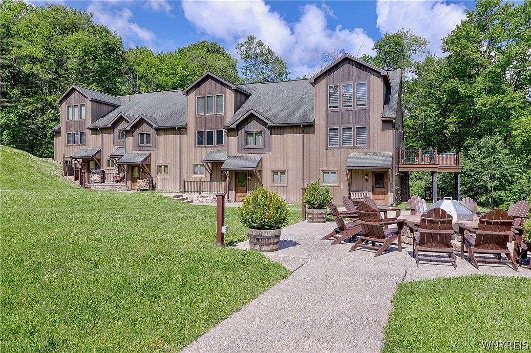 29 Plum Rd, Ellicottville, NY 14731 | Zillow