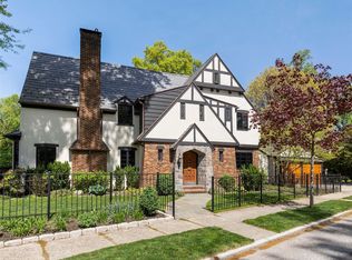 26 Parkway E, Mount Vernon, NY 10552
