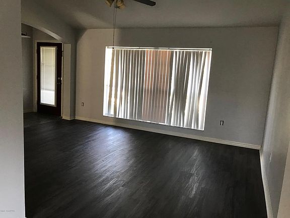 3rd image of 3164 Westover Ave SE