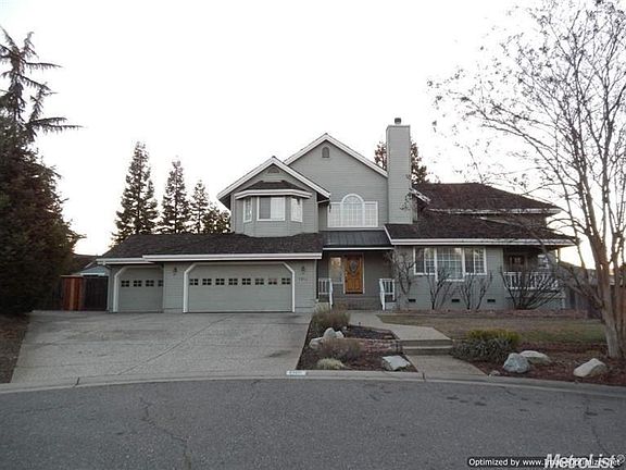 3rd image of 1315 Camden Pl