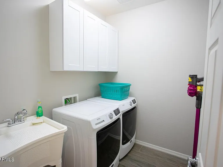9969 W Robin Ln — Photo 22