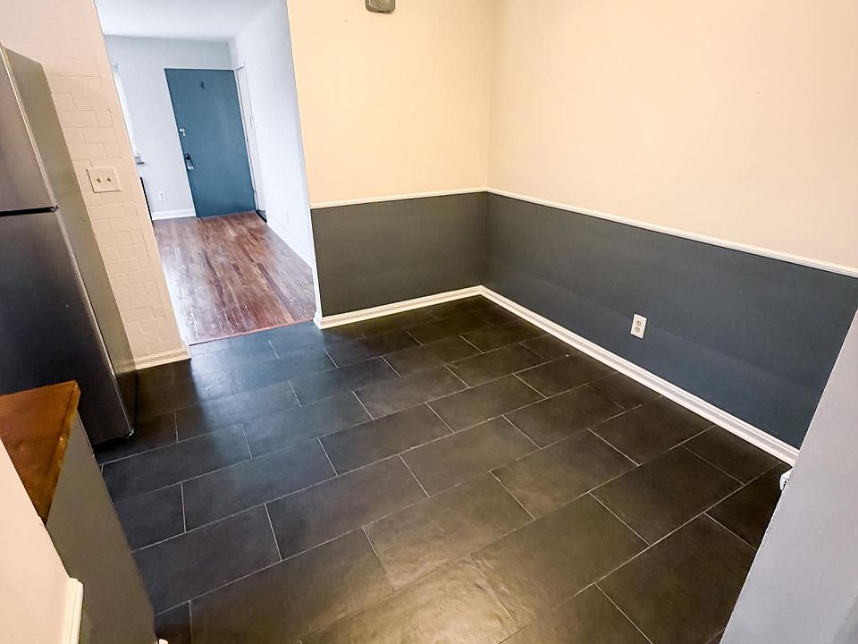 1st image of 3914 E Gatewood Ln APT 2