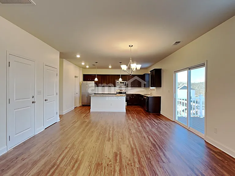 158 Larragan Dr — Photo 7