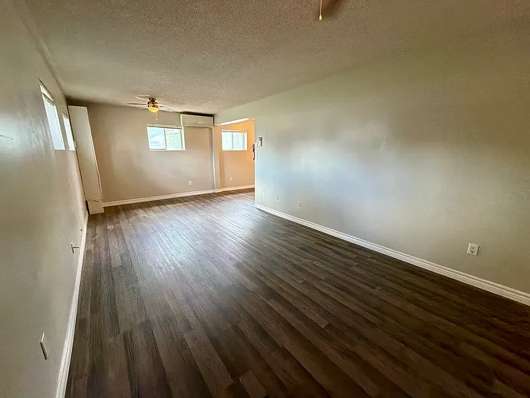 338 Saint Vincent St #LOWER — Photo 10