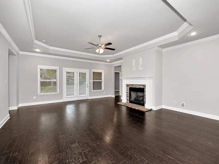 207 Blackwood Dr NW — Photo 8