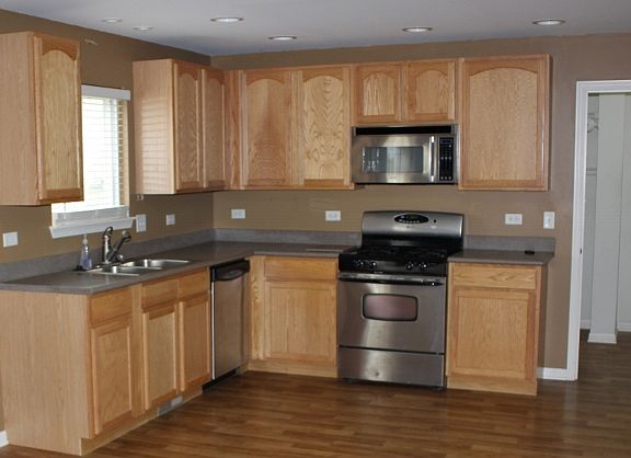 5th image of 359 Hawthorn Ln