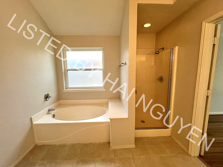 1602 Crestmeadow Ln — Photo 18