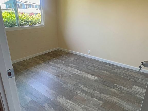 3rd image of 94-251 Kaholo St