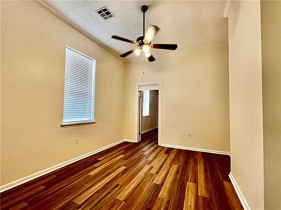 4th image of 424 Avenue A