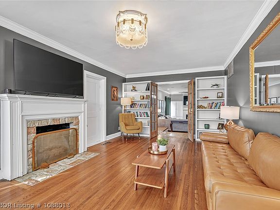 4th image of 1414 Hendricks Blvd