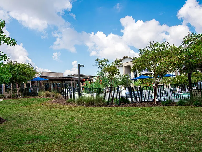 Loretto at Creekside — Photo 48