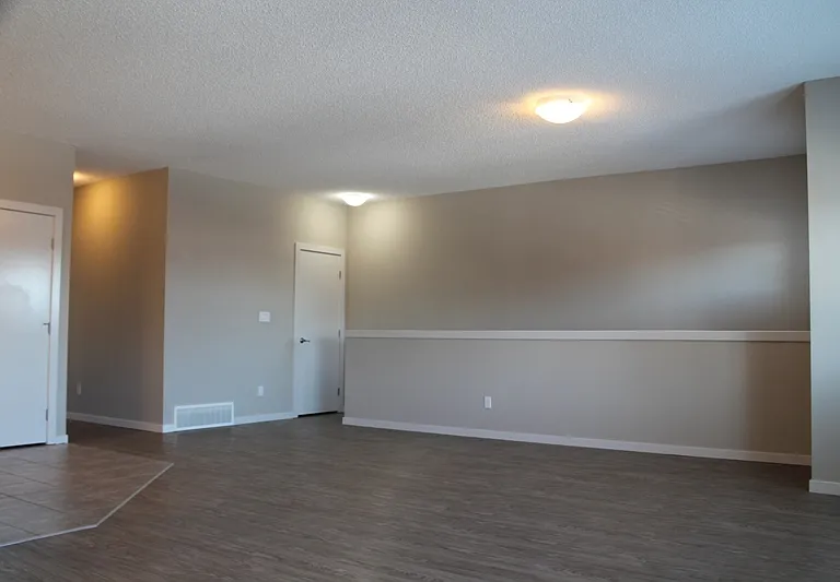 3940 Claxton Loop SW #A — Photo 6