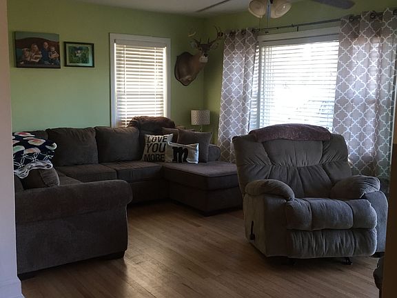 3rd image of 1507 Dogwood St