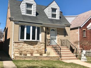 3244 N Plainfield Ave, Chicago, IL