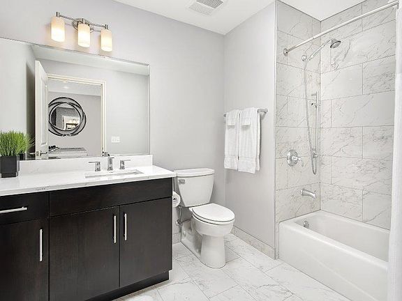 4th image of 850 N Lake Shore Dr #3575299
