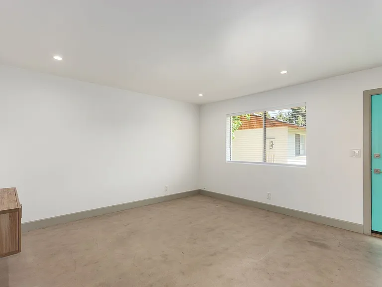 4538N — Photo 10