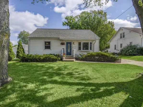 3619 S Webster Ave, Green Bay, WI 54301