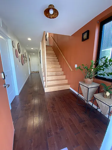 2055 W 19th St #U Photo 1