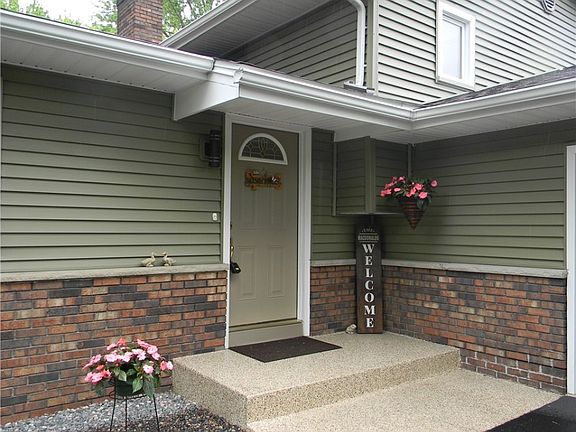 2nd image of 8358 Brookwood Dr NE