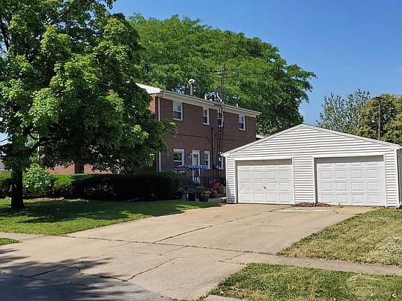 5th image of 306 Robinhood Ln