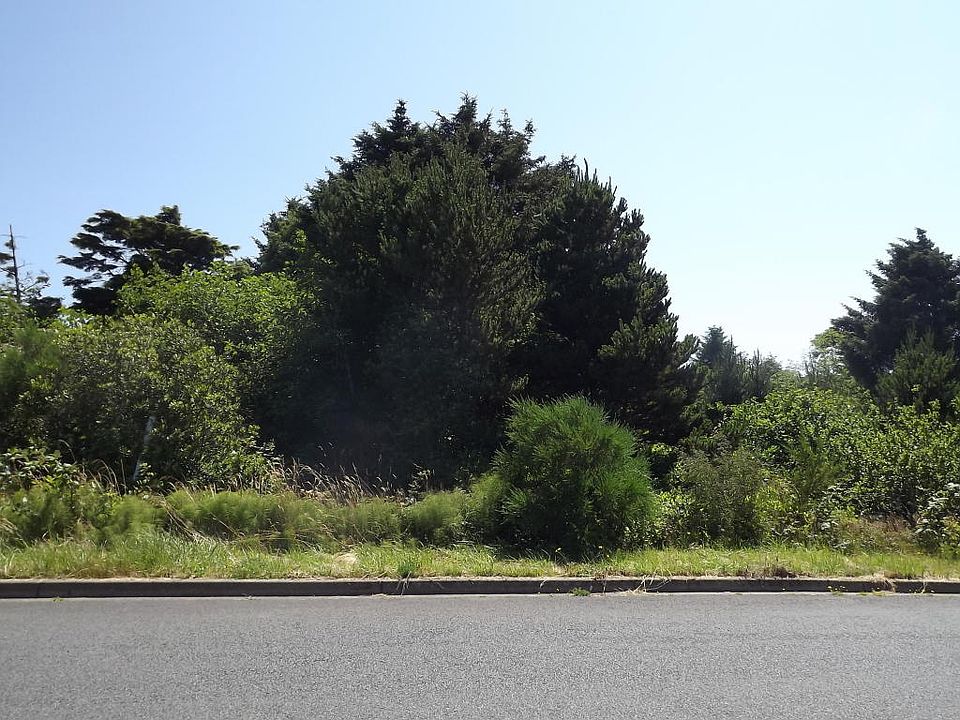 1st image of NE 71st Lot 2