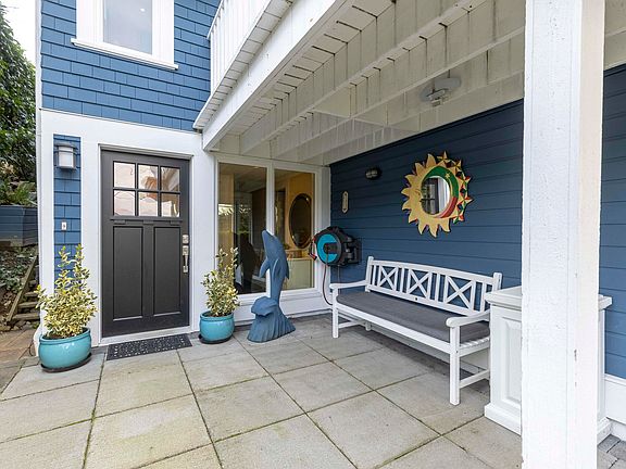 2nd image of 6252 Wellington Ave