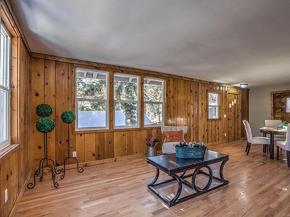 5th image of 10285 Mountain Lane