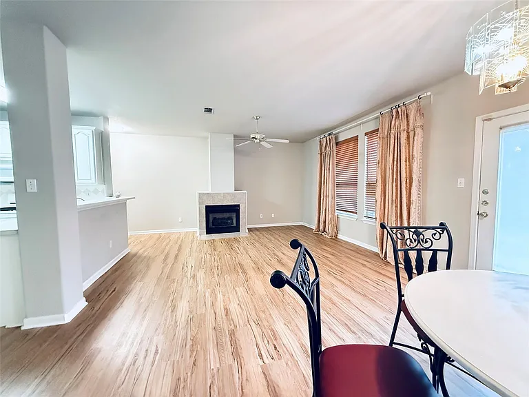 2100 Pipers Field Dr #55 — Photo 9