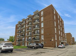 7229 W Higgins Ave UNIT 105, Chicago, IL 60656