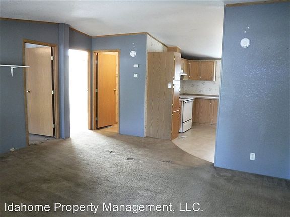 3rd image of 306 E 39th St