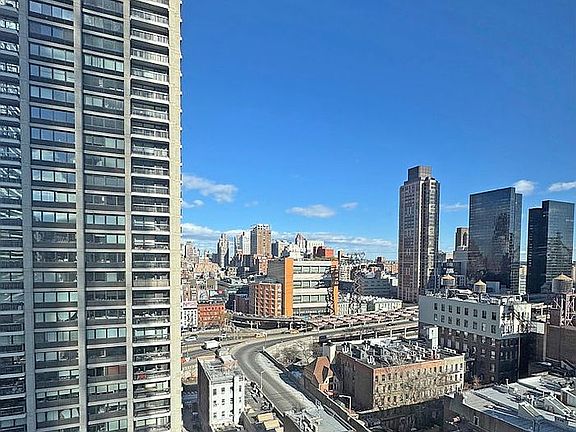 4th image of 303 E 57th St APT 16H