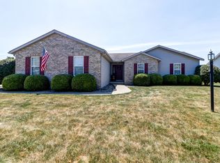 24 S Scarborough Ct, Sidney, IL 61877