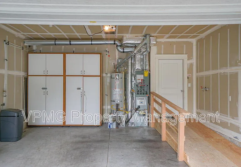 1403 SE 194th Pl — Photo 45