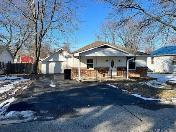 1138 Pinehurst, Madison, IN 47250