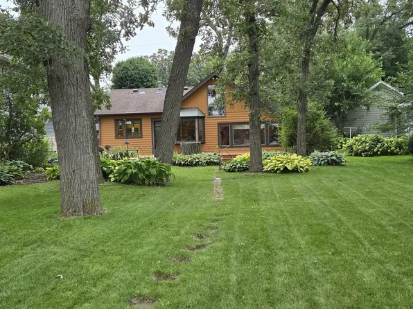 2148 Colladay Point Dr, Stoughton, WI 53589