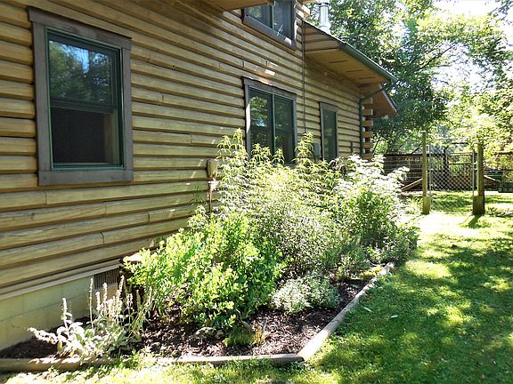 Perennial Garden Bed