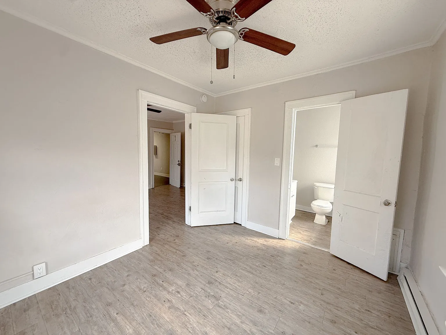 Gladstone Pointe Apartments — Photo 4