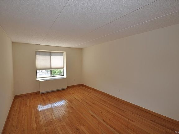 3rd image of 50 Columbus Ave APT 617