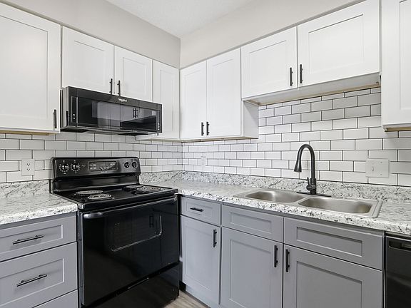 3rd image of 8444 Rothbury Dr #1439L