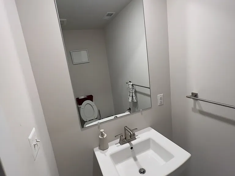 7608 Cross Creek Dr — Photo 24