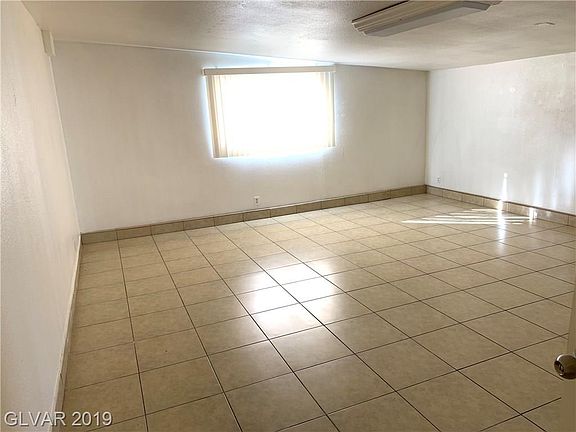 4th image of 964 Lulu Ave